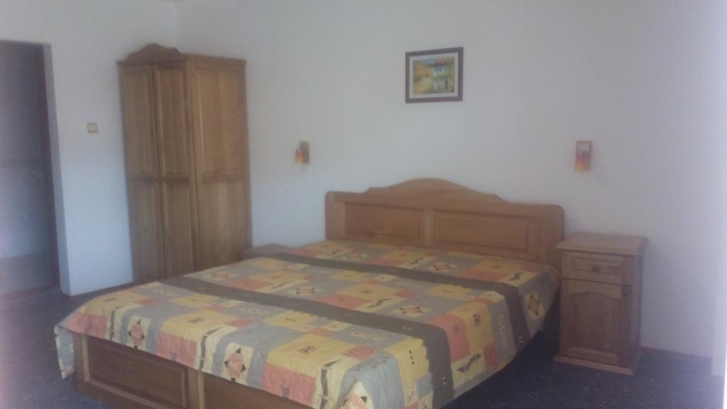 Regina'S Guesthouse バルチク エクステリア 写真